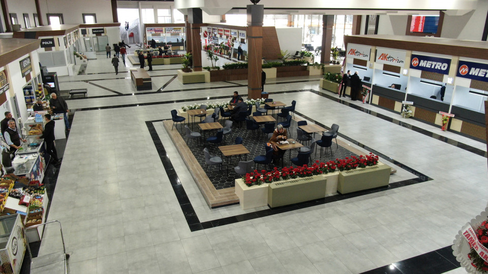 terminal yeni yüzüyle begeni topladı